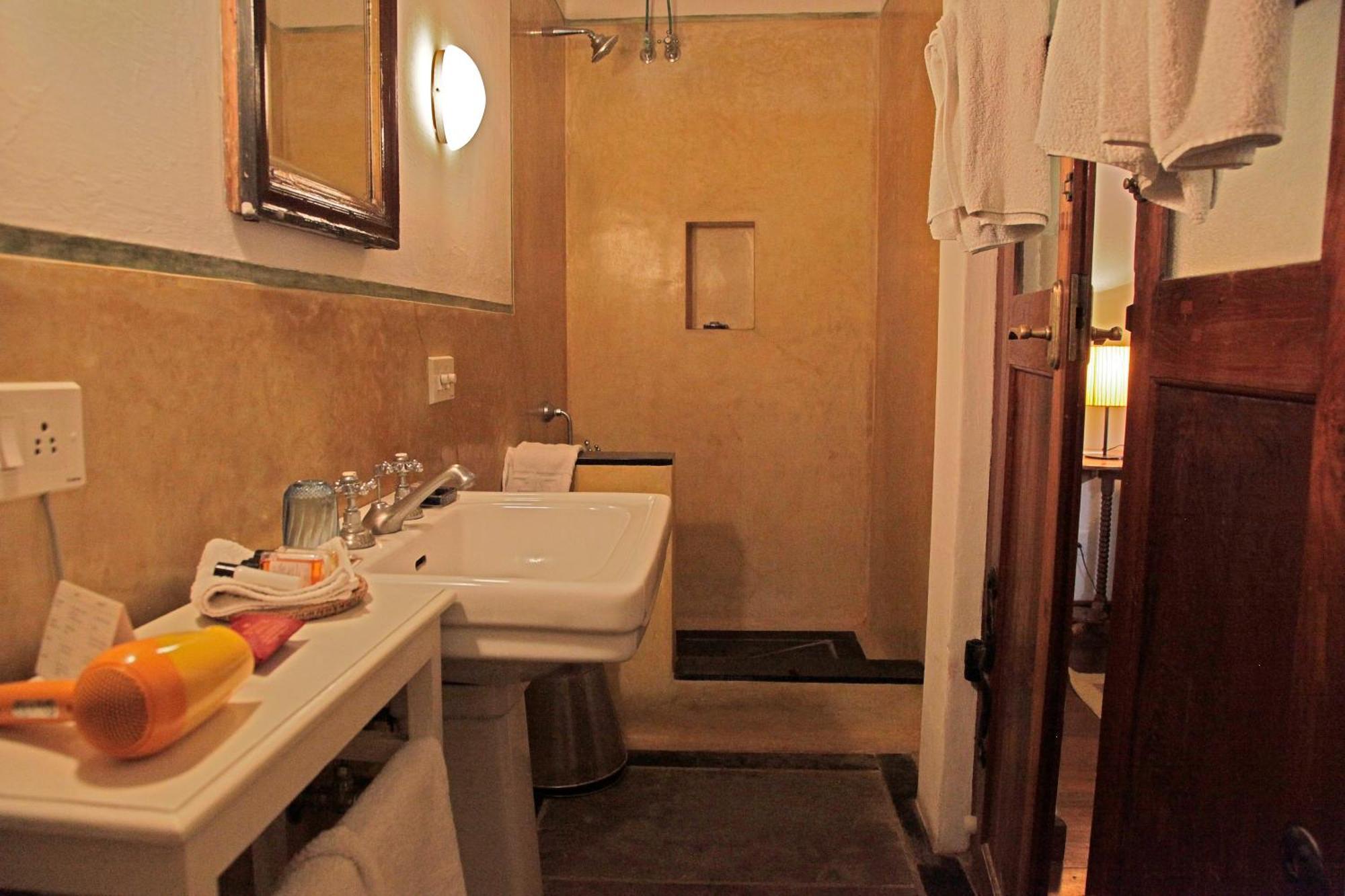 Neemrana'S - Bungalow On The Beach Tharangambadi المظهر الخارجي الصورة
