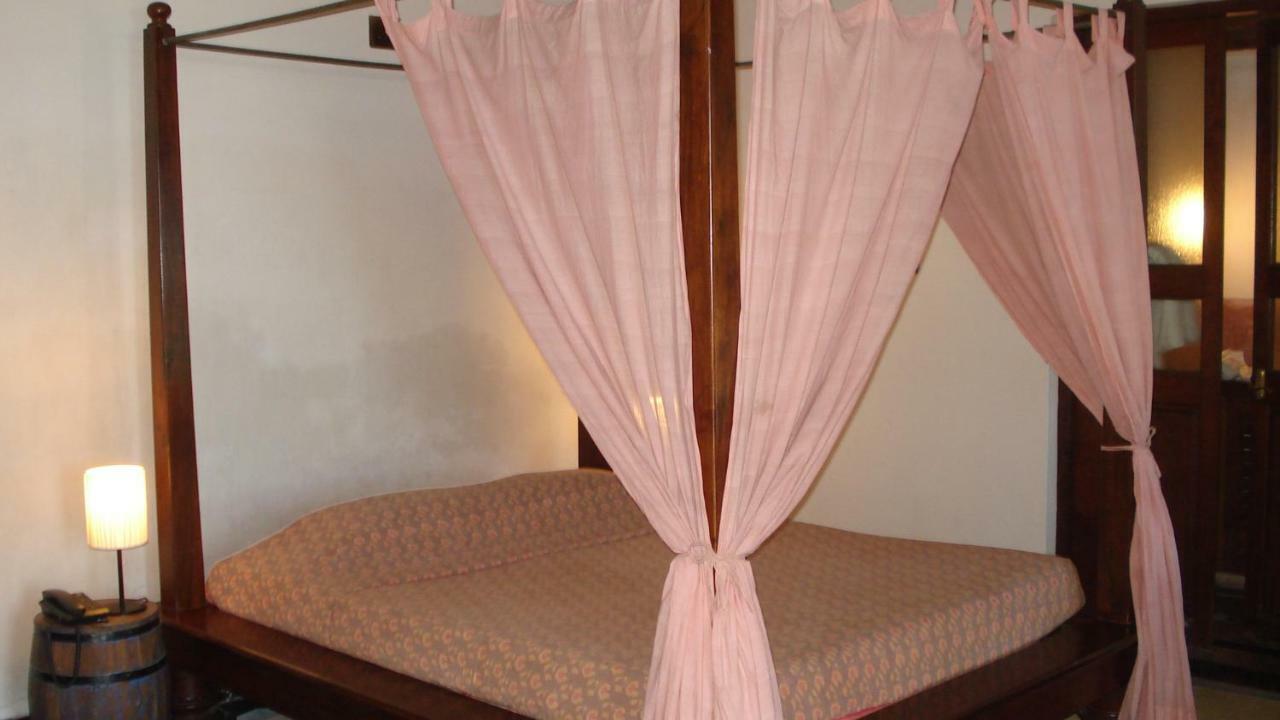 Neemrana'S - Bungalow On The Beach Tharangambadi المظهر الخارجي الصورة
